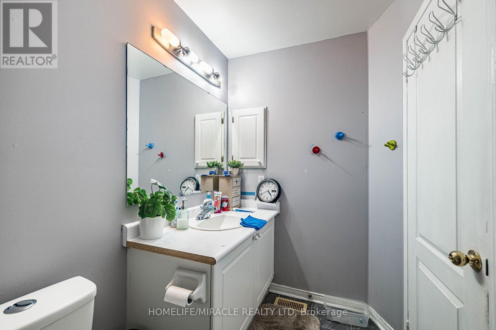 5881 Delle Donne Drive — photo 34