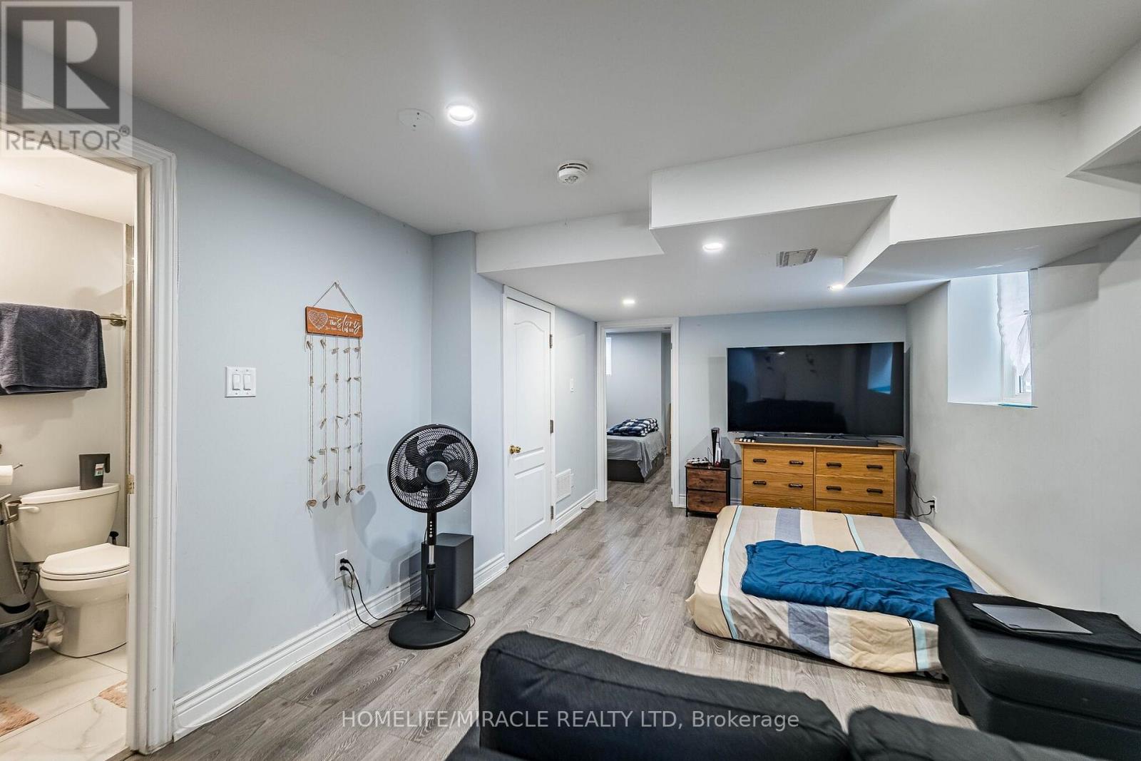 5881 Delle Donne Drive — photo 41