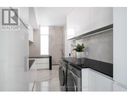 1589 Glenhill Crescent, Mississauga, ON L5H3C4 Photo 17