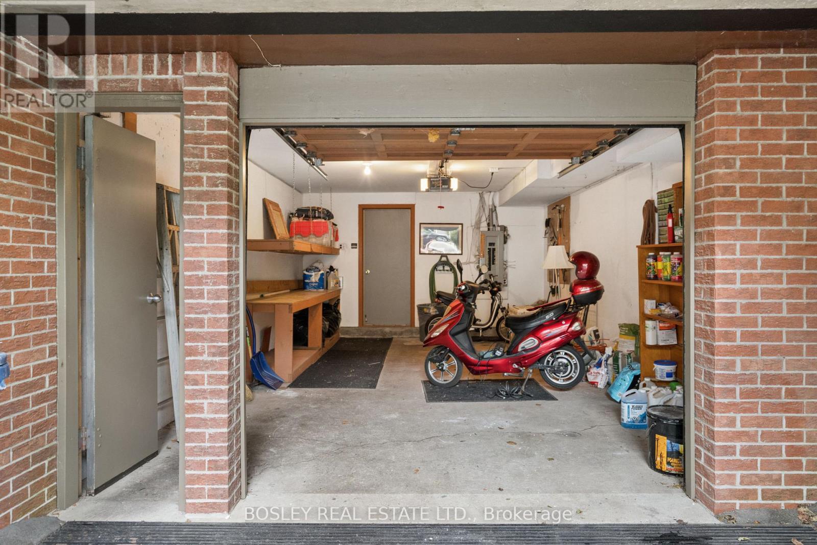 37 Hillsview Avenue, Toronto, ON photo 48