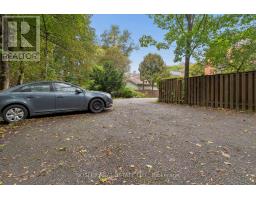 37 Hillsview Avenue, Toronto, ON M6P1J4 Photo 45
