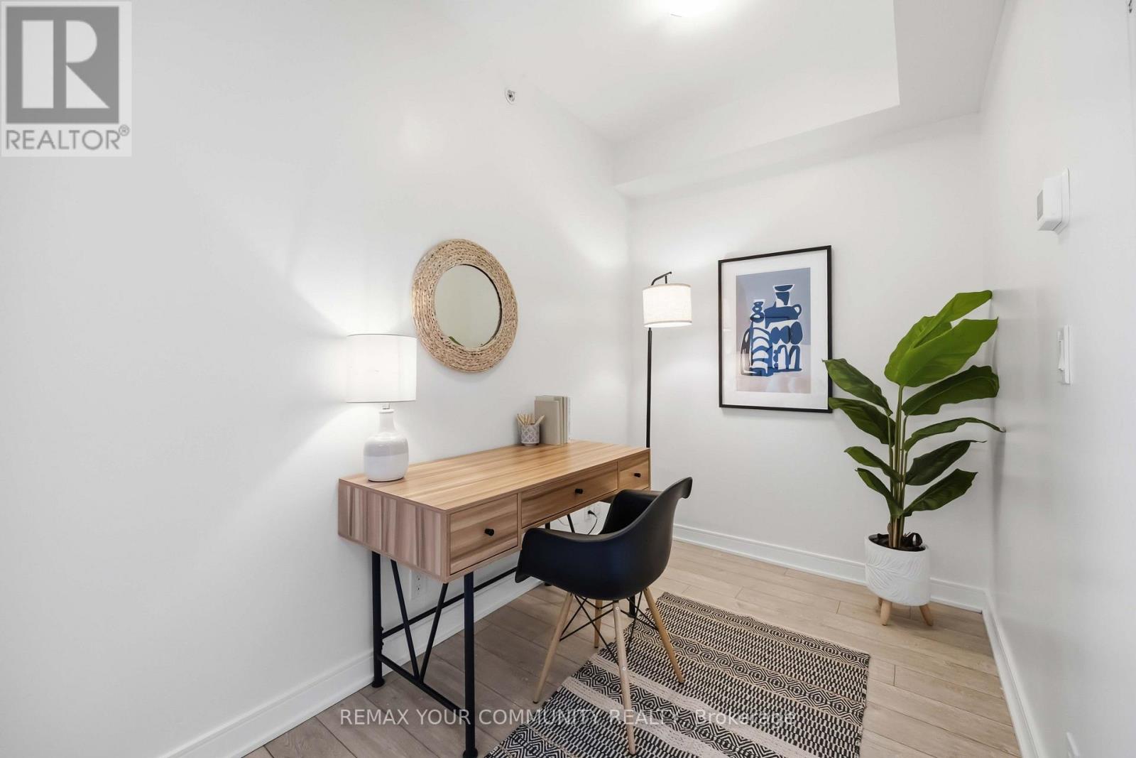#310 1 NEIGHBOURHOOD LANE - 24