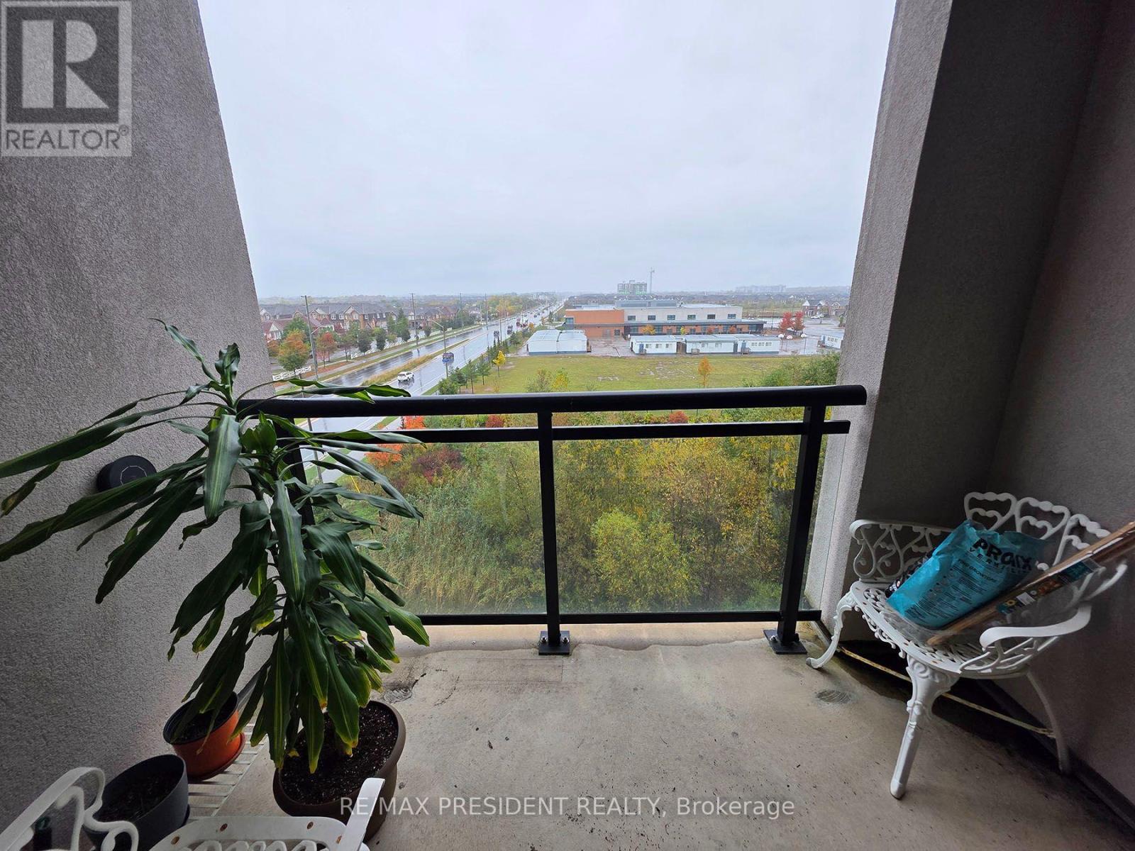 521- 1105 Leger Way, Milton, ON photo 14