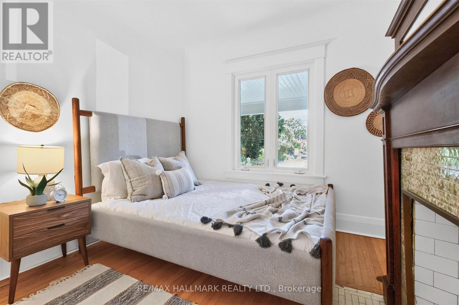 26 PEARSON AVENUE - 22