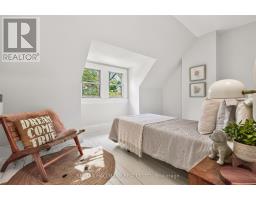 26 Pearson Avenue, Toronto, ON M6R1G1 Photo 14