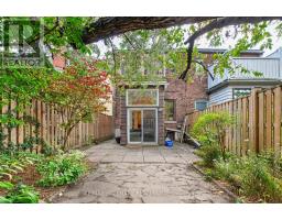 26 Pearson Avenue, Toronto, ON M6R1G1 Photo 28