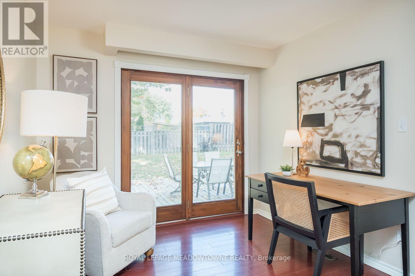 855 GOVERNORS COURT - 22