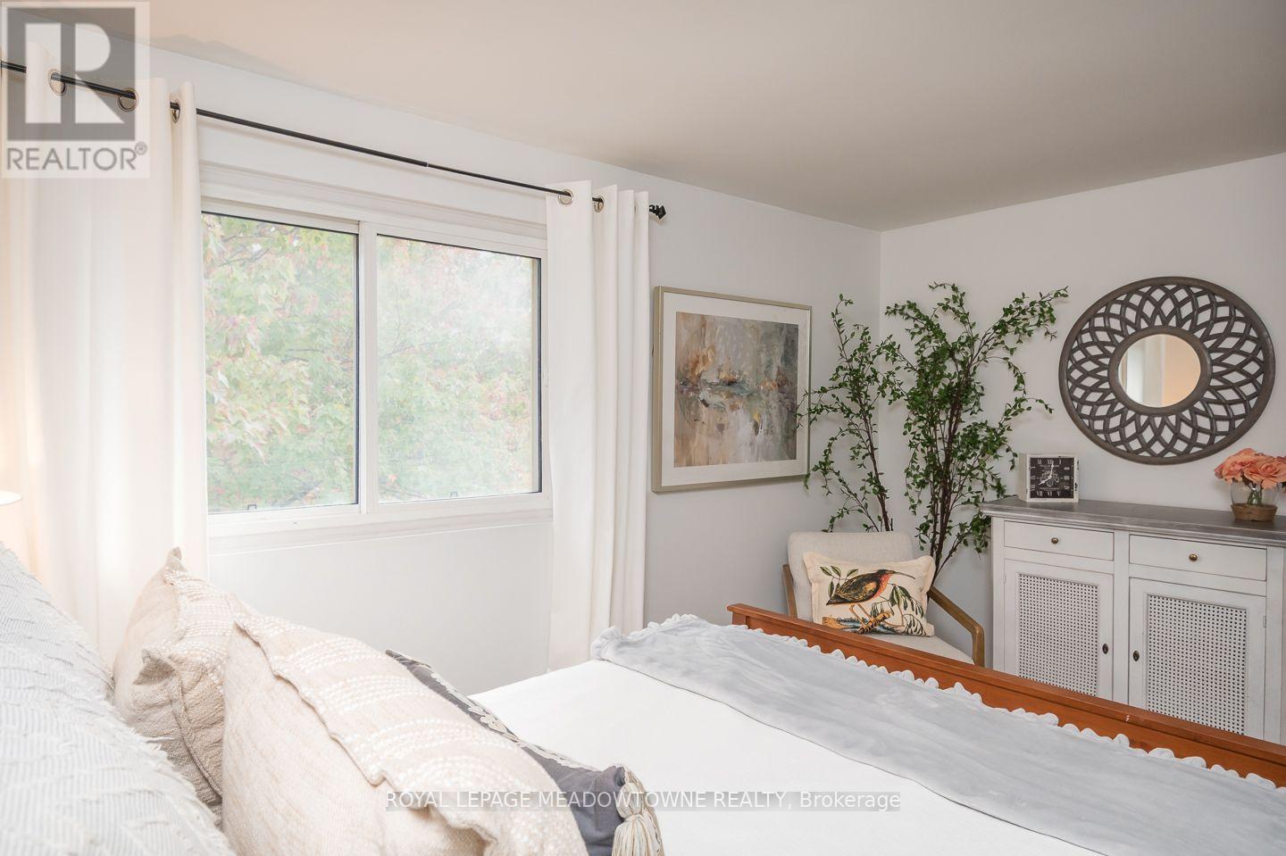 855 GOVERNORS COURT - 24