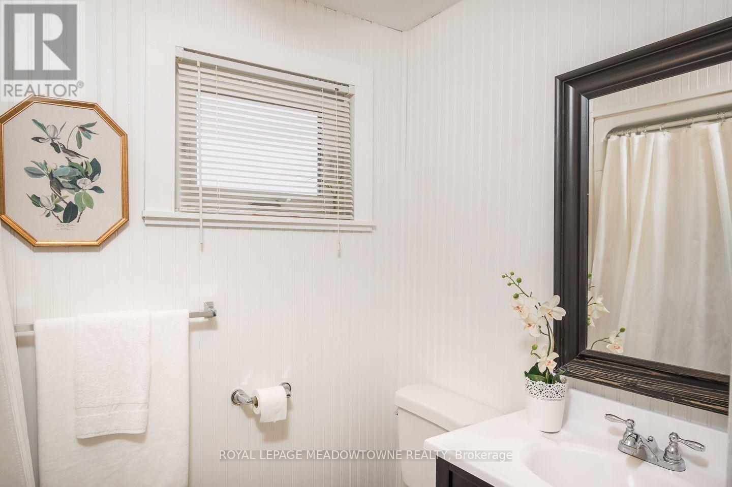 855 GOVERNORS COURT - 31