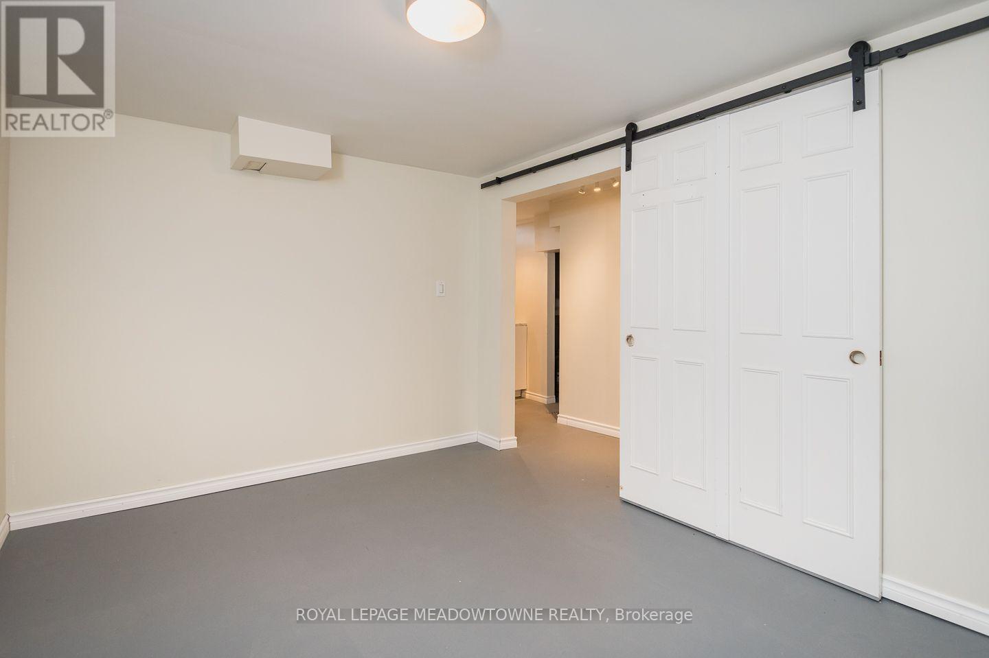 855 GOVERNORS COURT - 34