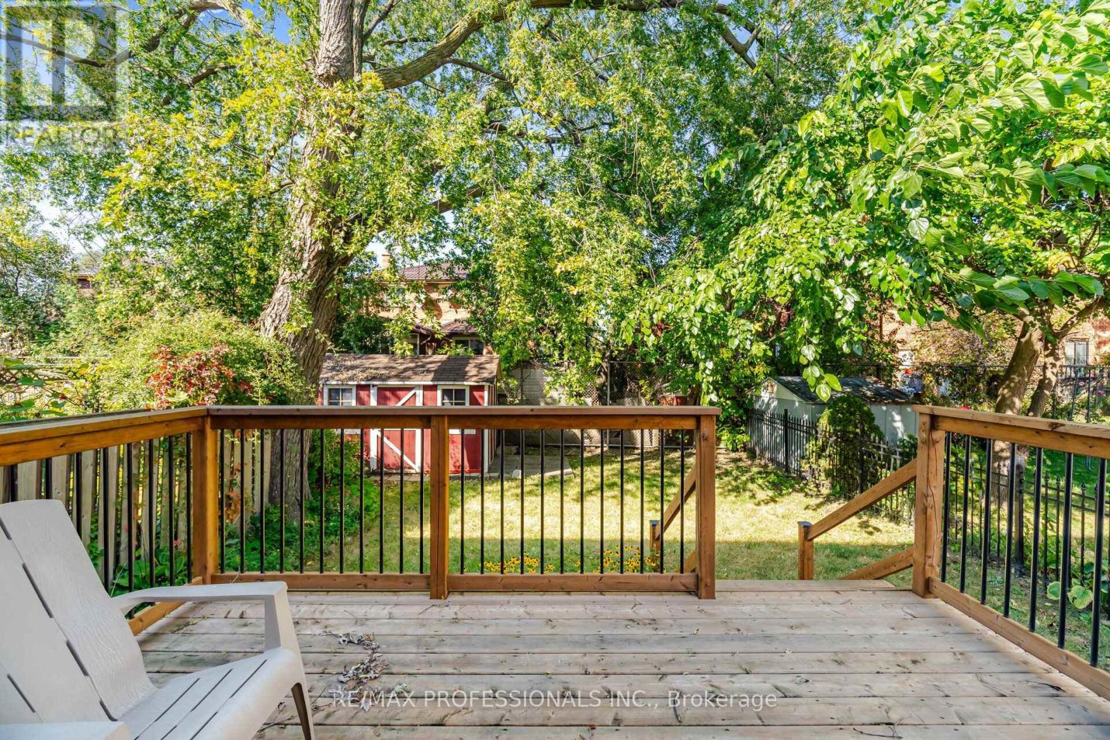 62 EDILOU DRIVE - 44