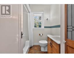 40 Pinewood Trail, Mississauga, ON L5G2L1 Photo 18