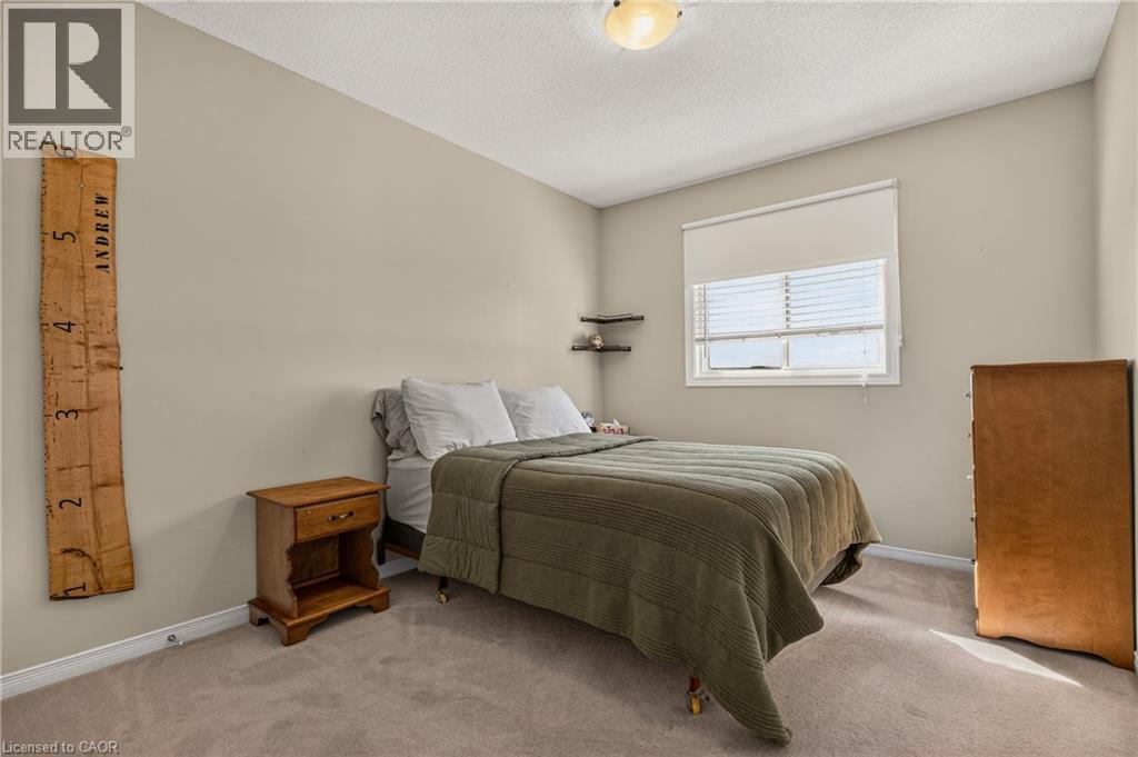 370 Stonehenge Drive — photo 15