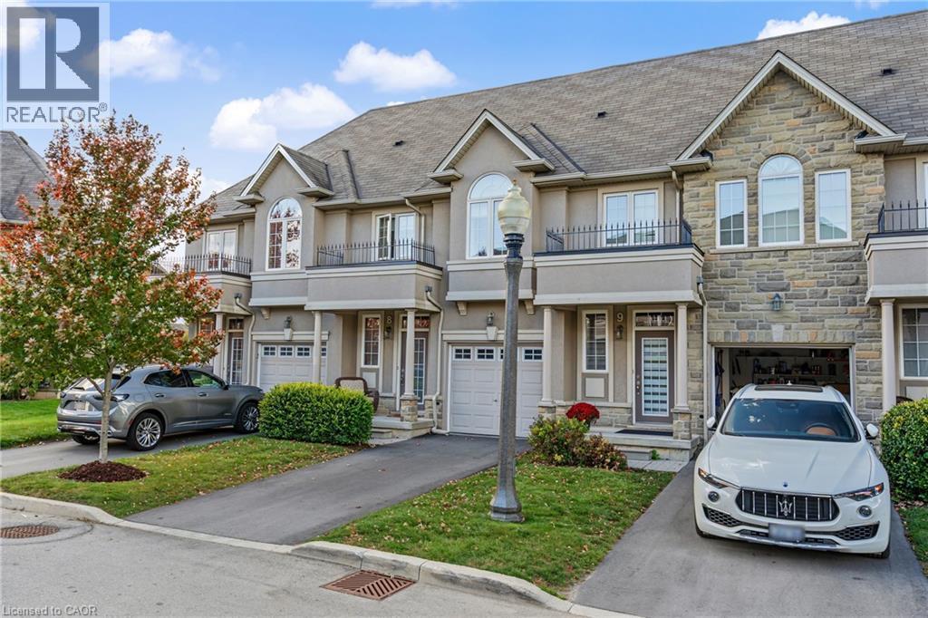 #8 370 STONEHENGE Drive - 2