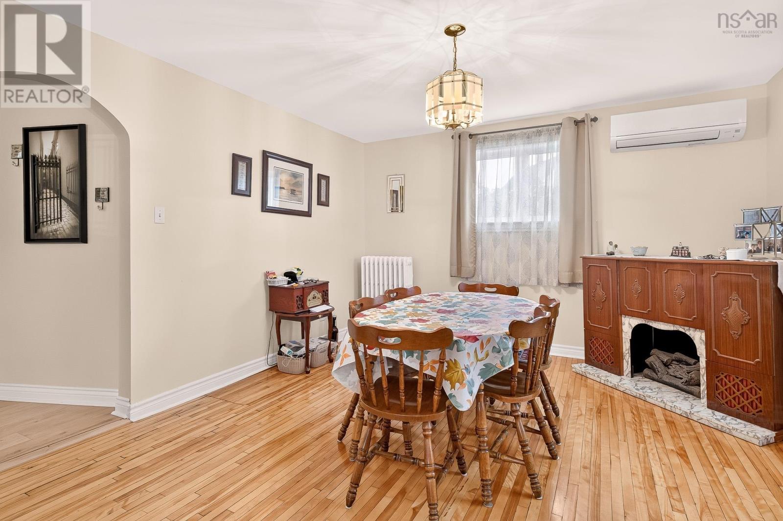 26 McKenzie Street - 11
