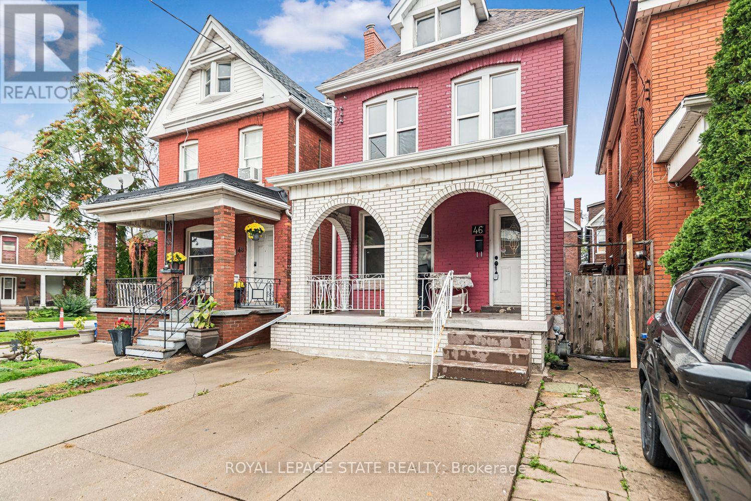46 HOLTON AVENUE N - 3