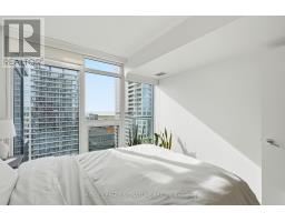 2115 - 70 Queens Wharf Road, Toronto, ON M5V0J2 Photo 12