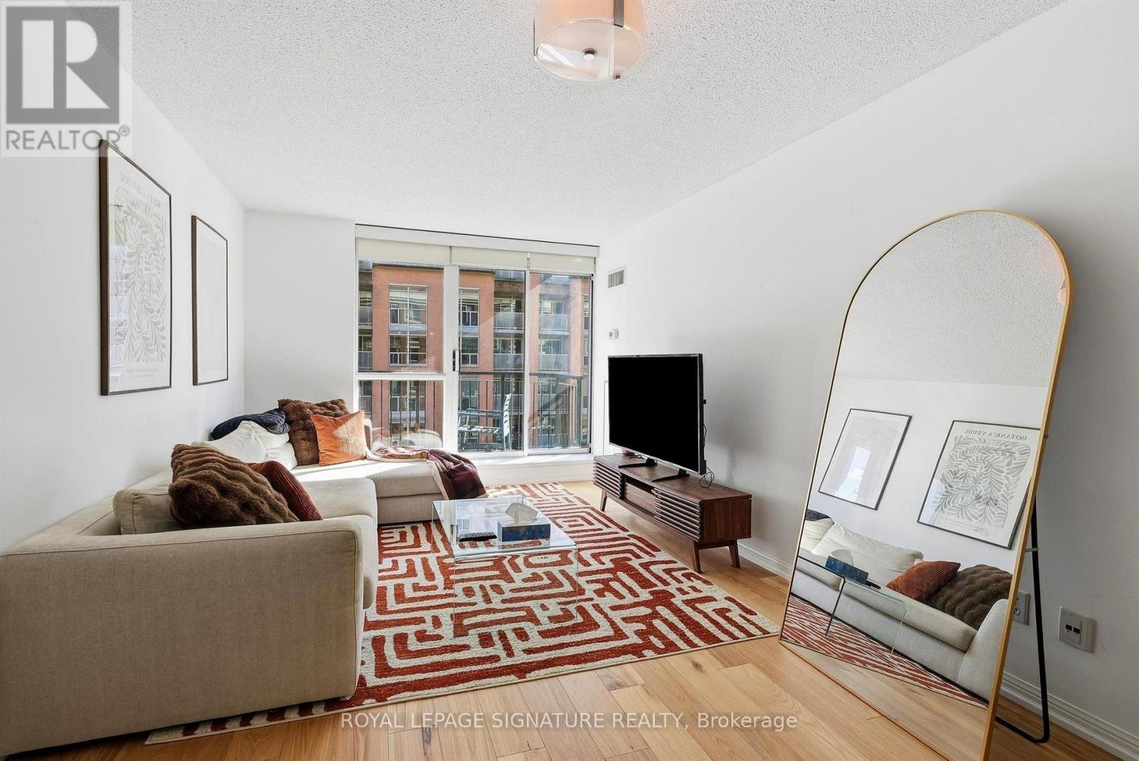 1000 King Street West — photo 7