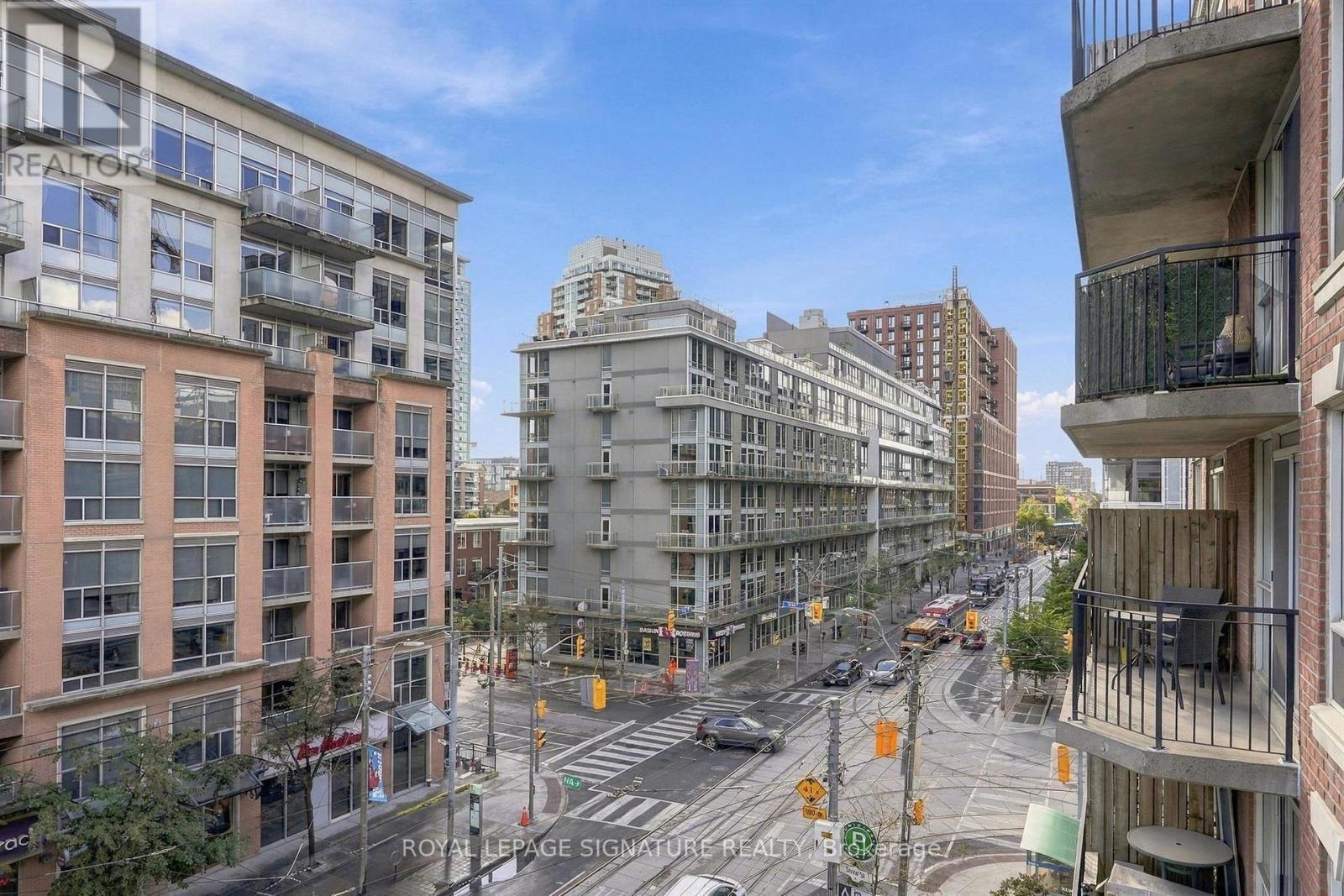 1000 King Street West — photo 29
