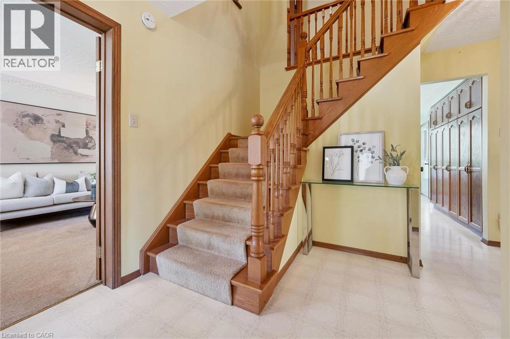42 Mitton Place — photo 24