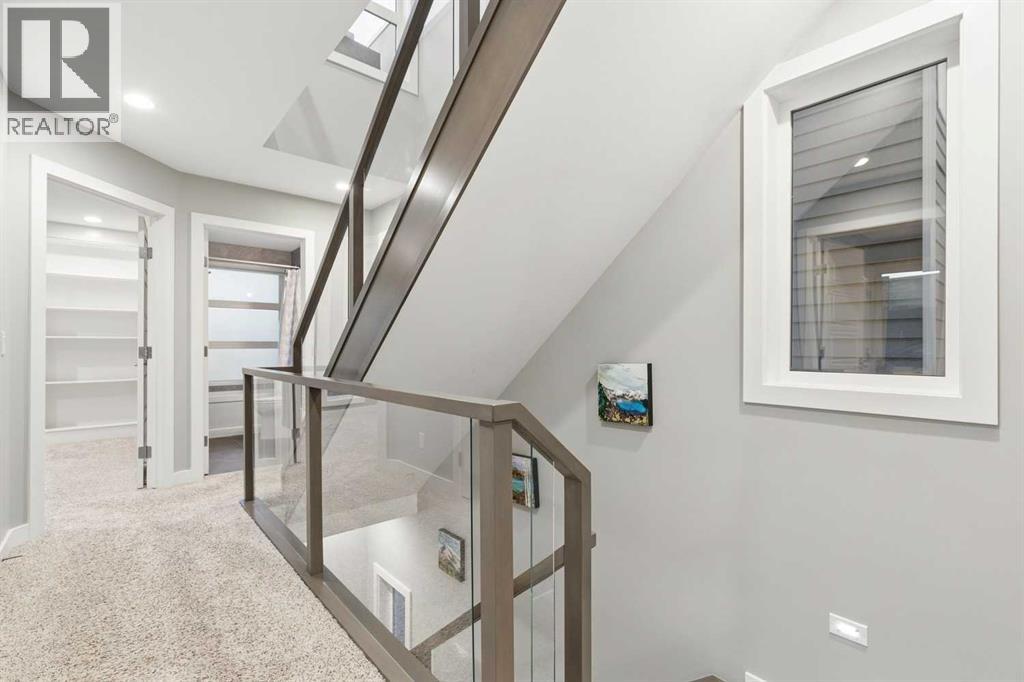 2207 32 Avenue SW - Image 24