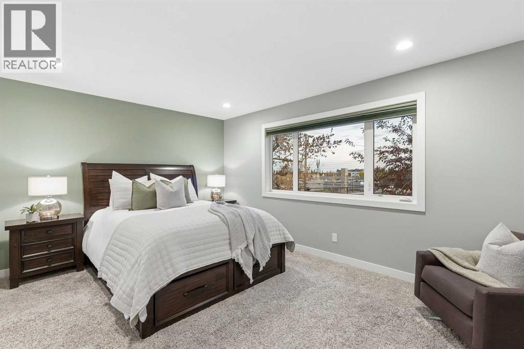 2207 32 Avenue SW - Image 16