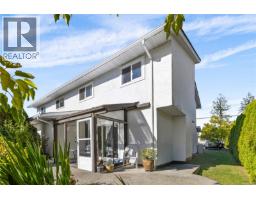 2503 Rosstown Rd, Nanaimo, BC V9T3R9 Photo 9