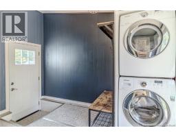 35 Central Avenue, photo 14