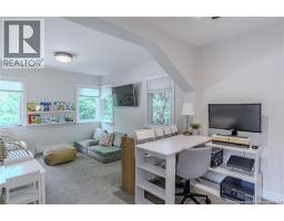35 Central Avenue, photo 16