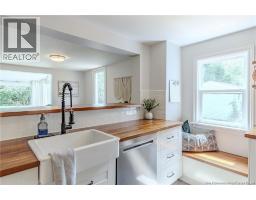 35 Central Avenue, photo 6