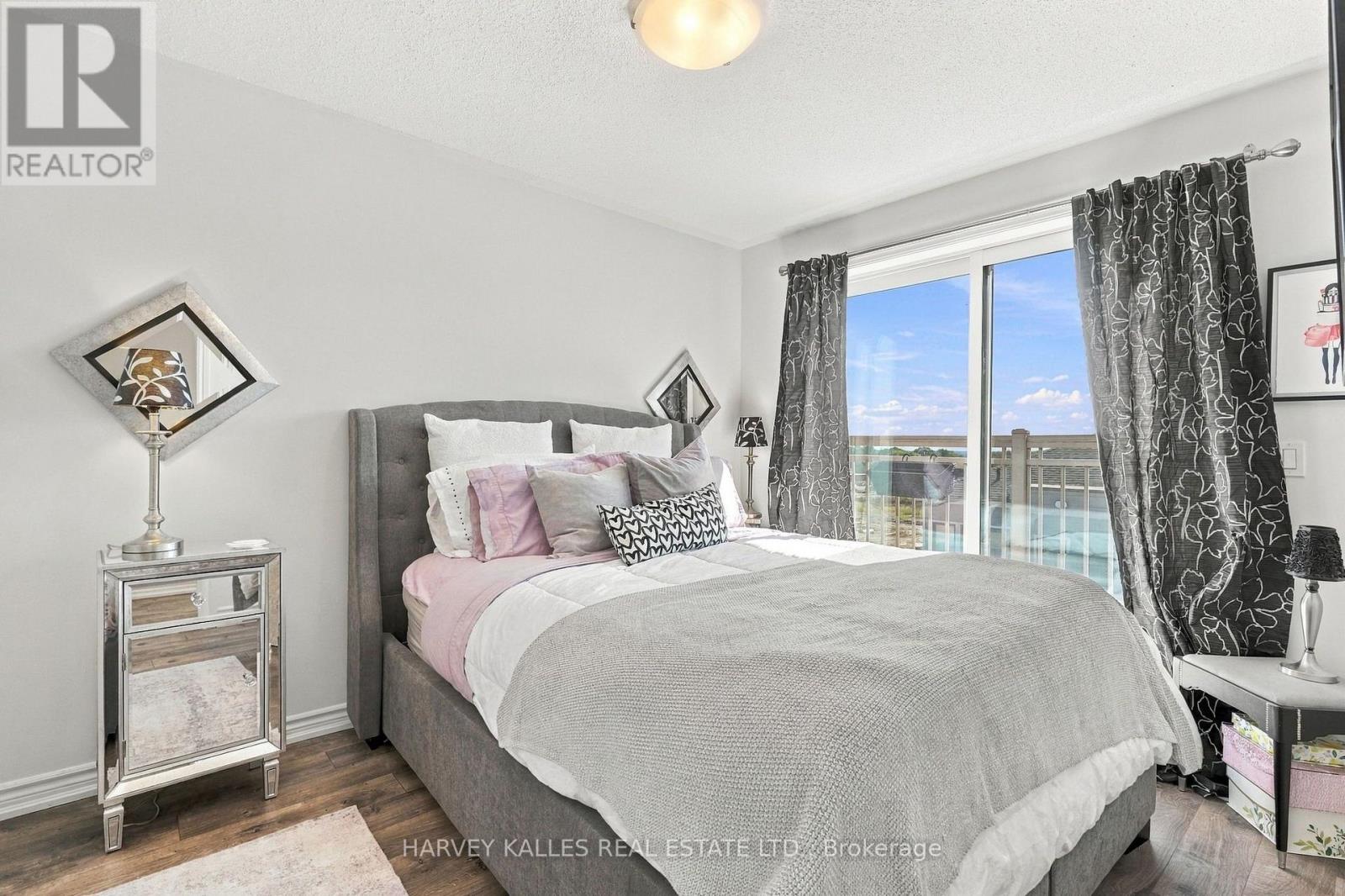 22- 145 Long Branch Avenue, Toronto, ON photo 24