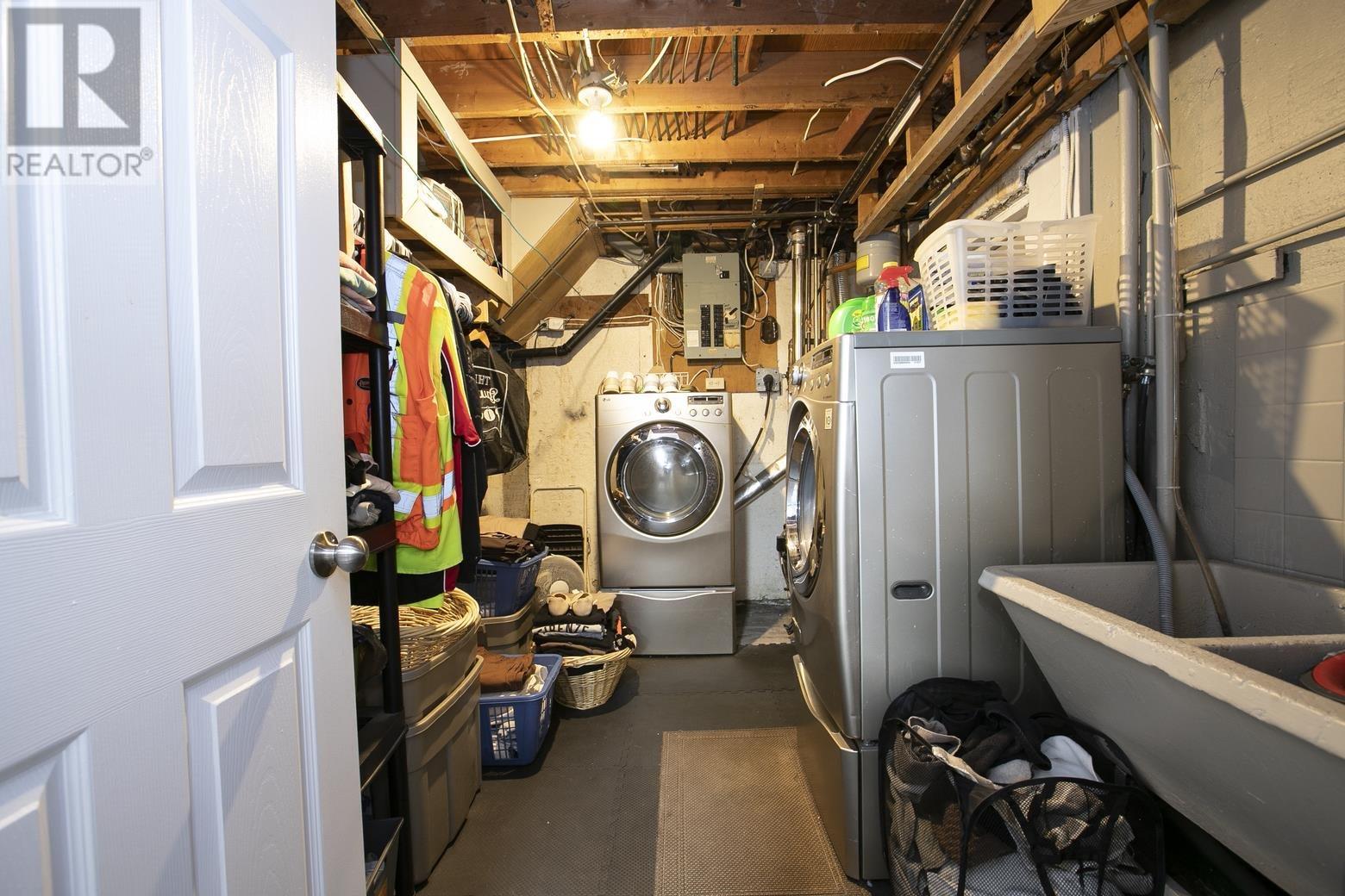 102 Laura ST - Image 42