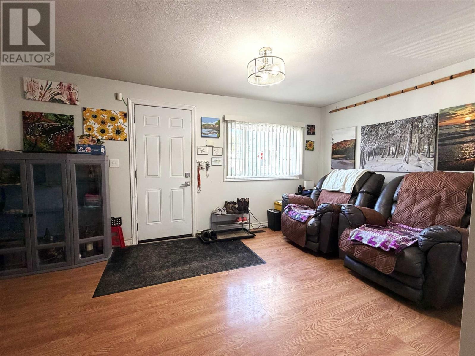 24 Pardee Ave — photo 7
