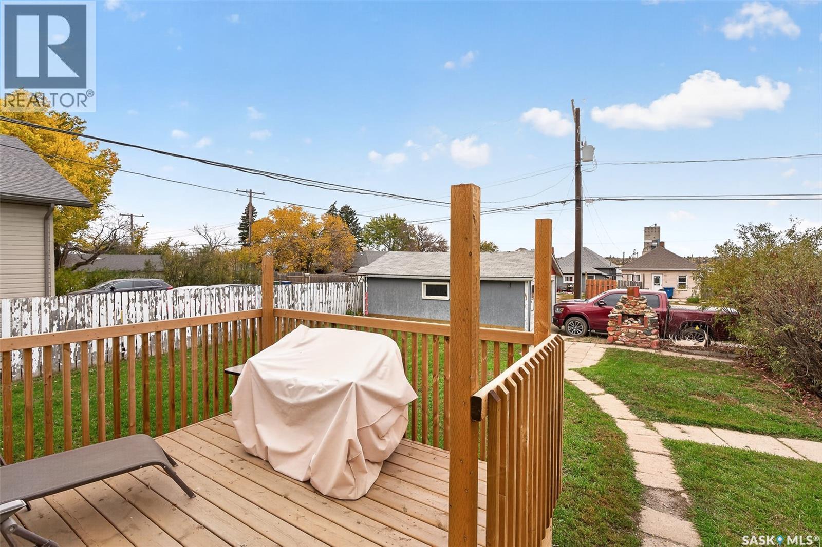 506 Lillooet STREET W - 41