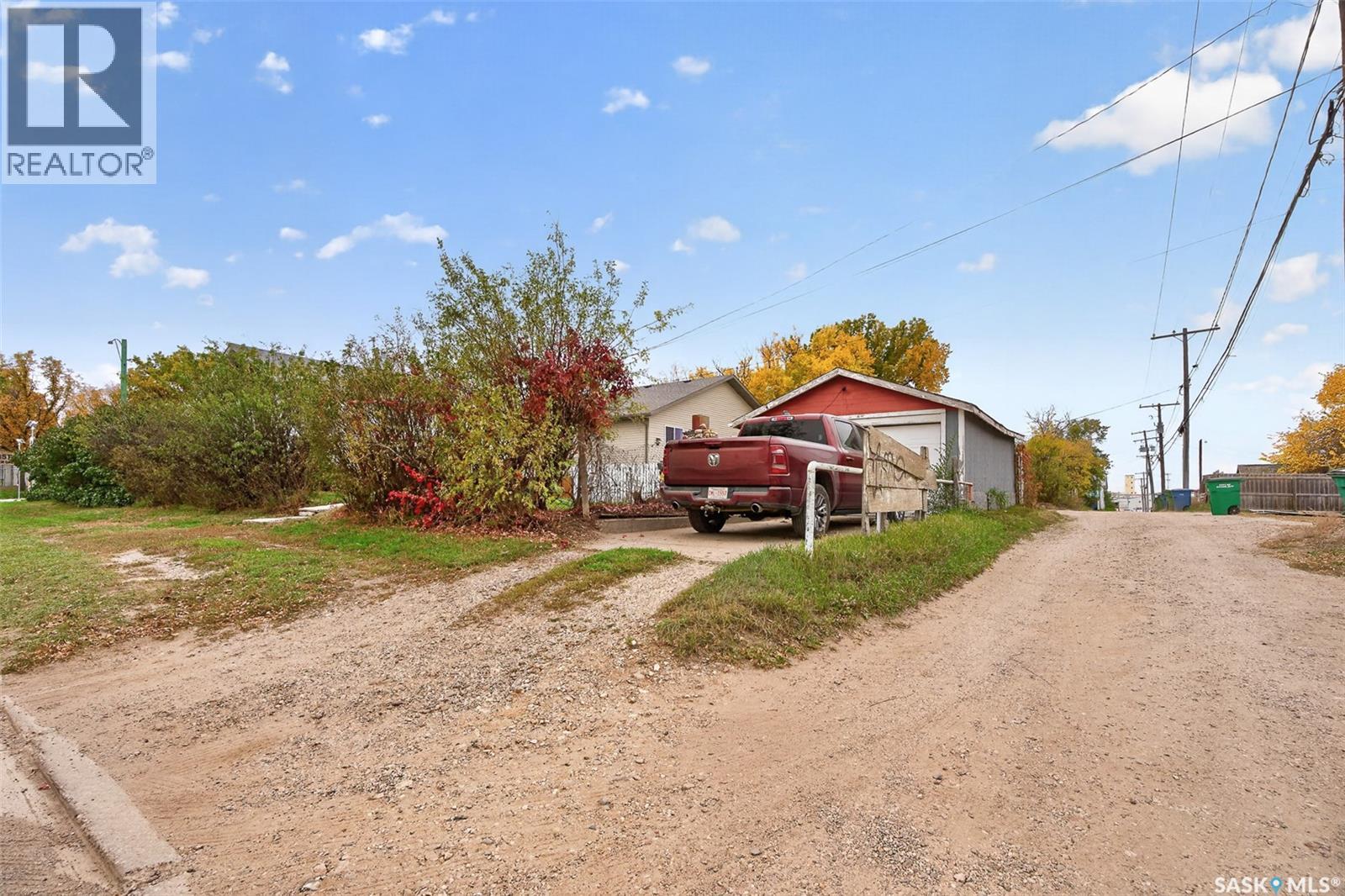 506 Lillooet STREET W - 46