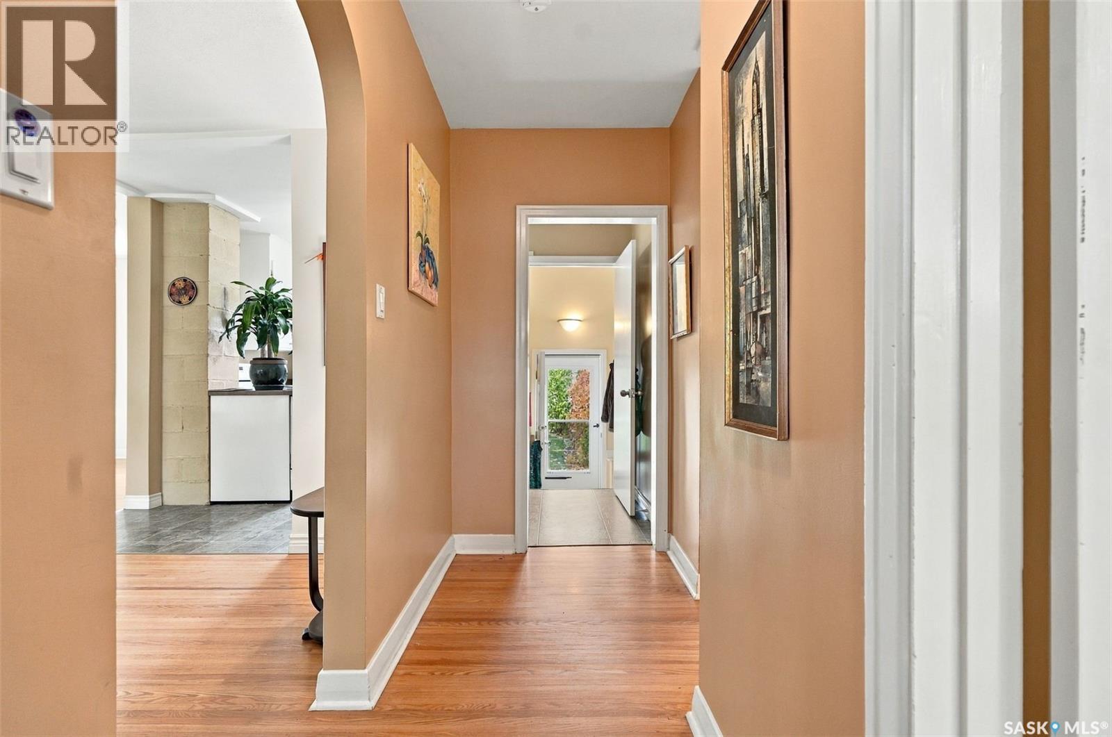 1629 Cairns AVENUE - 17