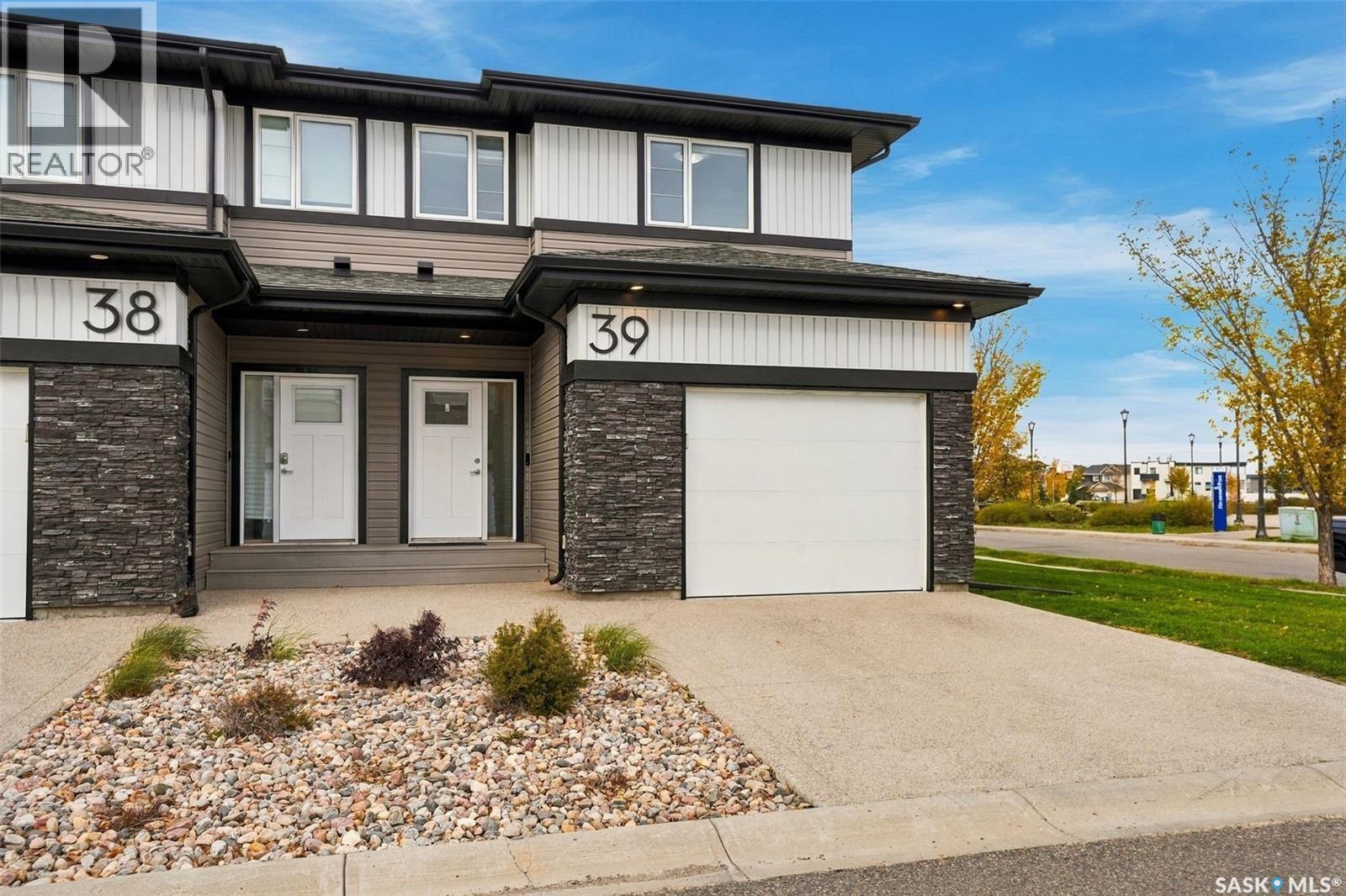 #39 5301 Beacon DRIVE - 1
