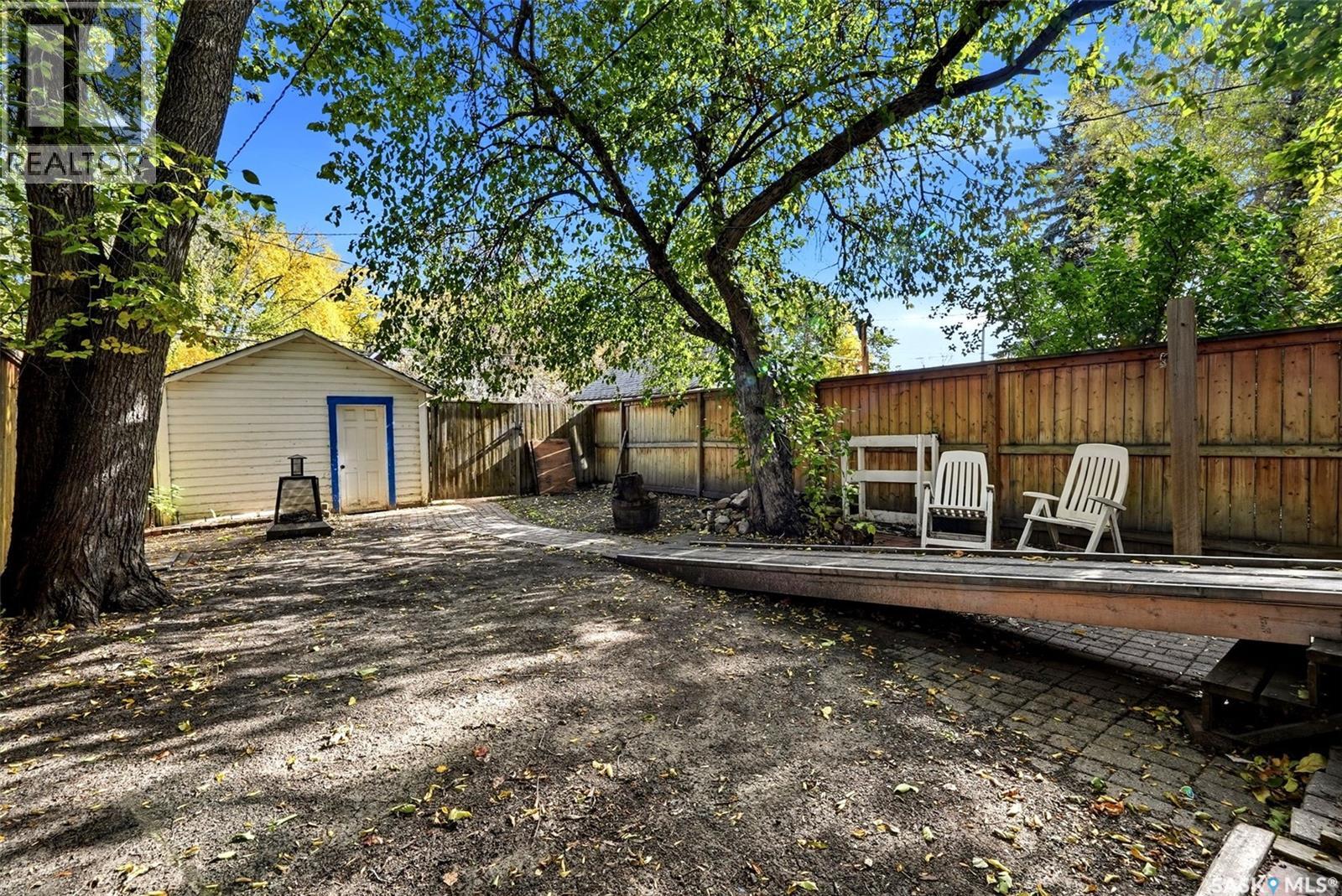 2325 CAMERON STREET - 27