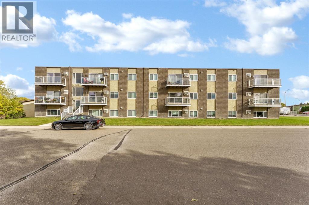 #301 2987 Dunmore Road SE - 1