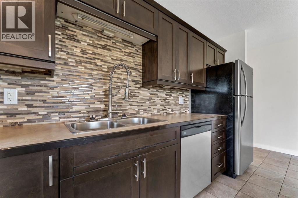 #301 2987 Dunmore Road SE - 12
