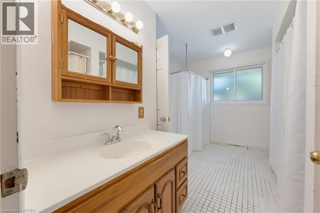 11 Belholme Avenue — photo 25
