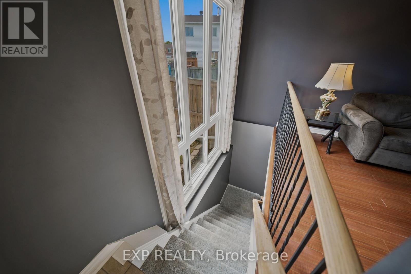 574 Latour Crescent — photo 22
