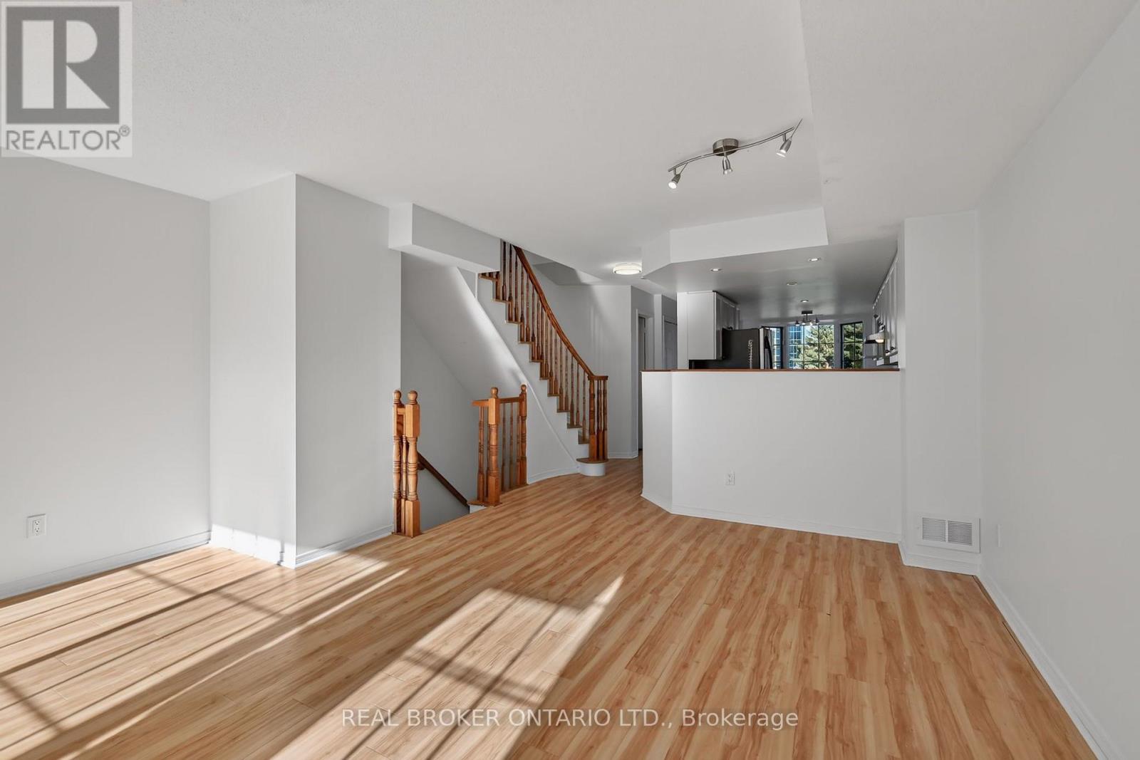 108 Centrepointe Drive — photo 10