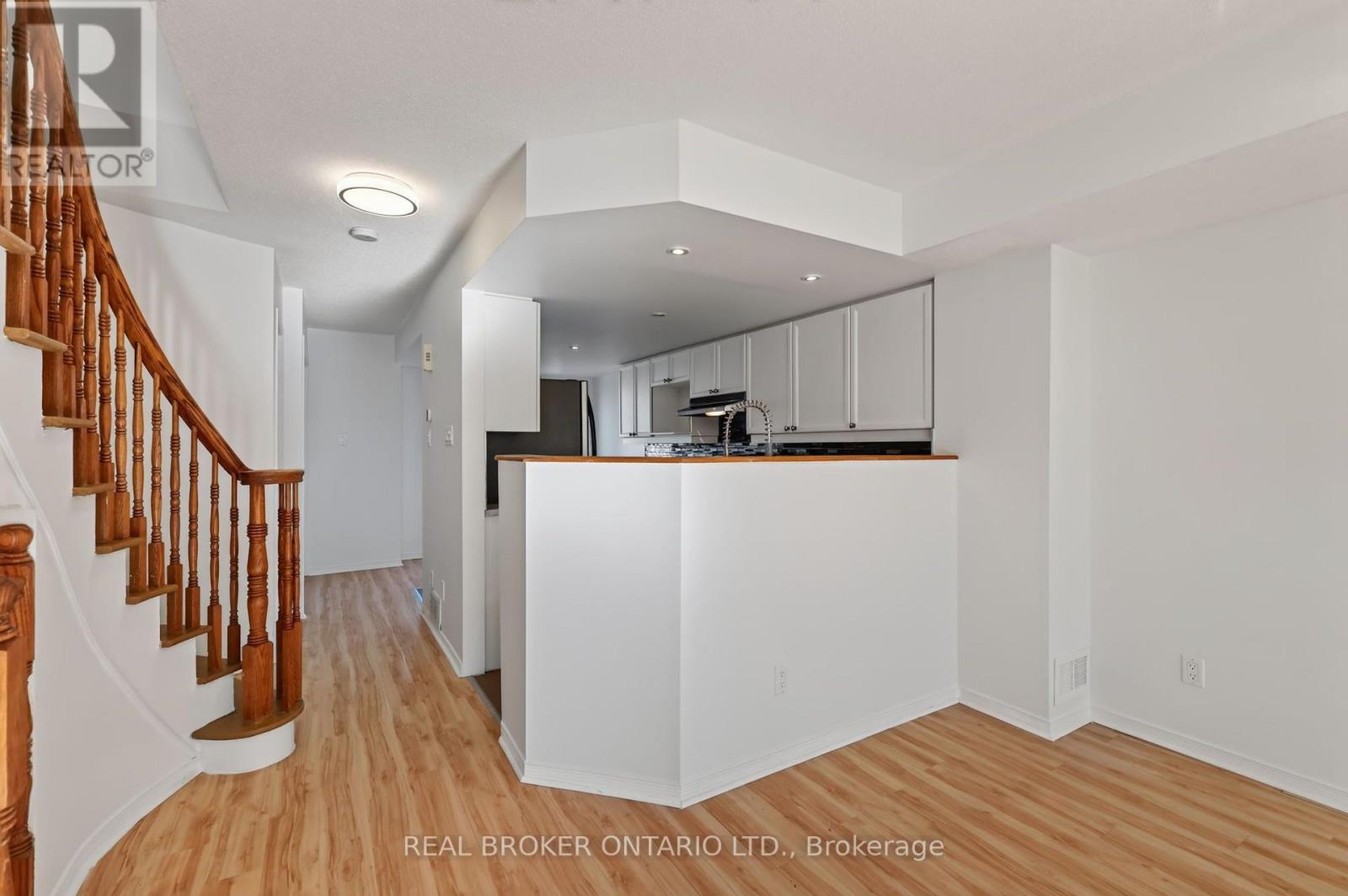 108 Centrepointe Drive — photo 12