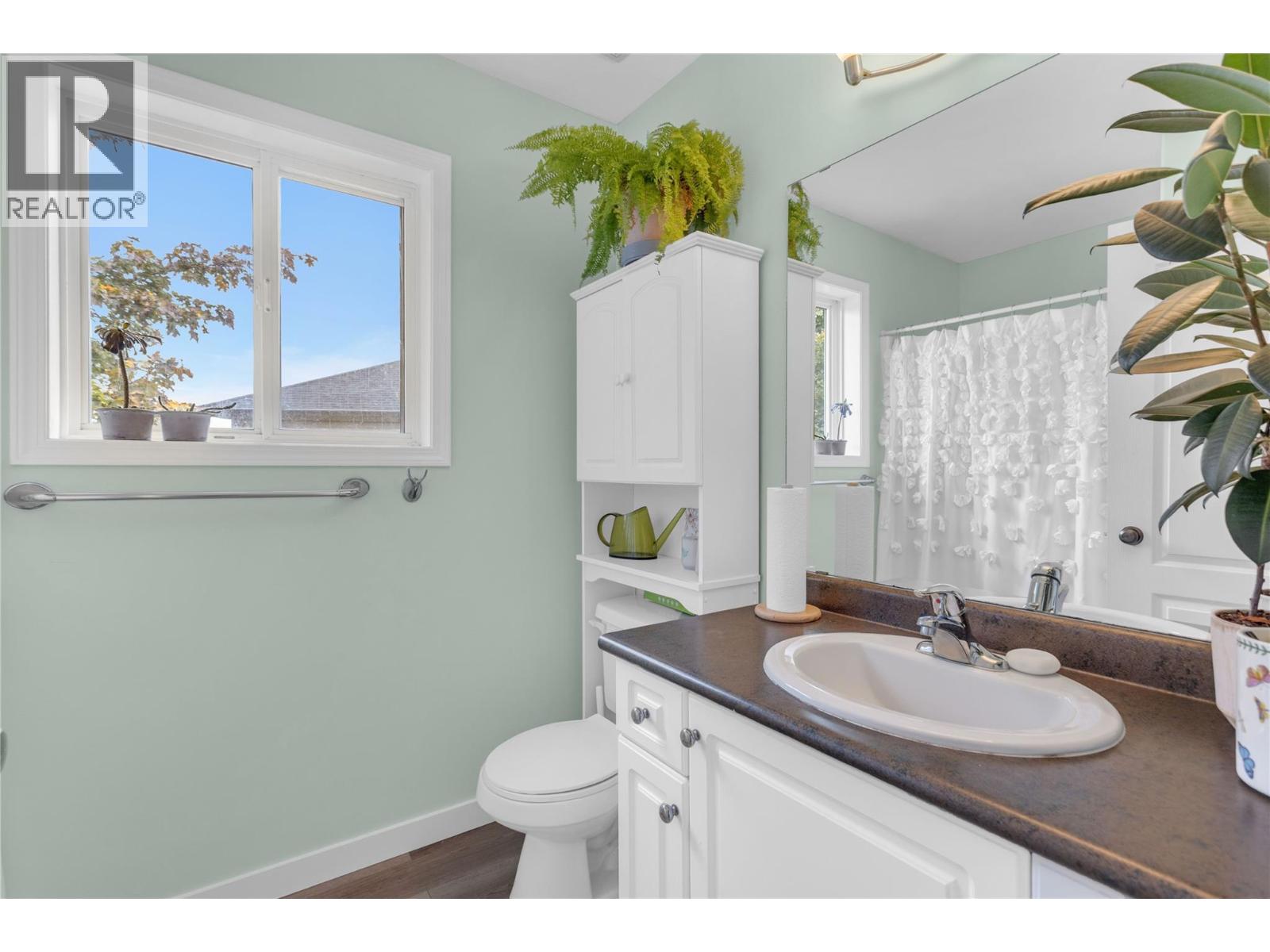 705 Stoltz Court, Kelowna - Image 1
