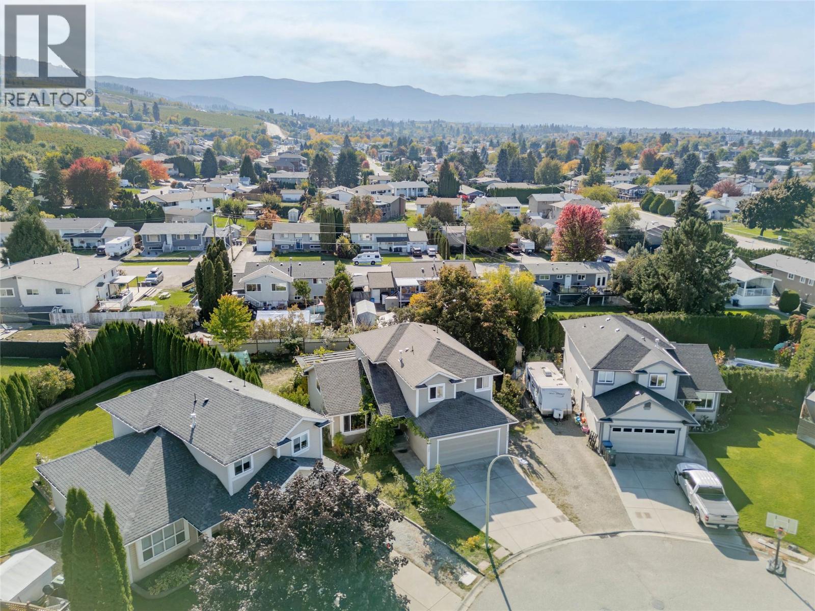705 Stoltz Court, Kelowna - Image 1