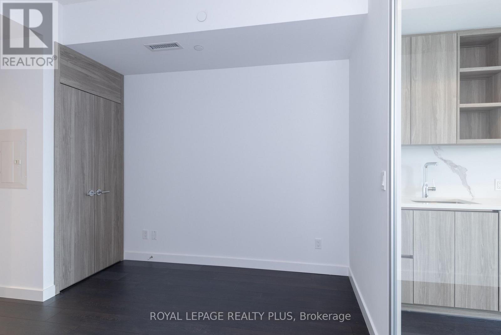 662- 68 Esther Shiner Boulevard, Toronto, ON photo 13