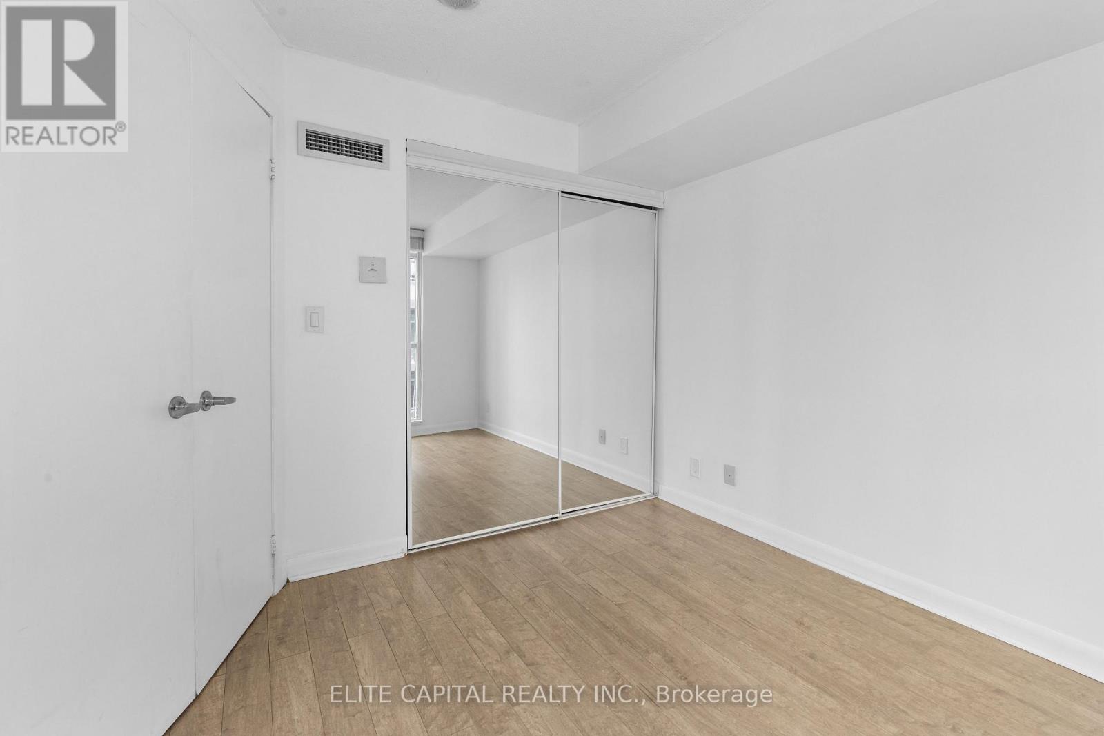 600 Fleet Street — photo 8