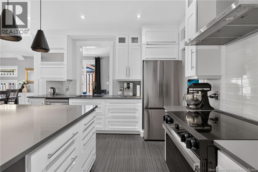 58 Valmont Crescent - 16