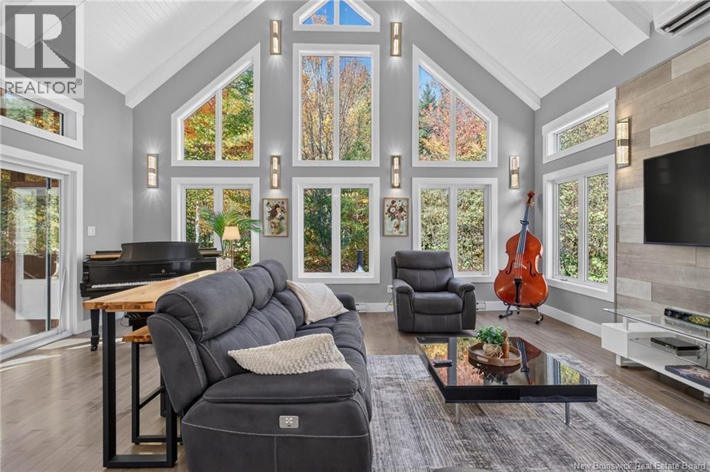 58 Valmont Crescent - 22